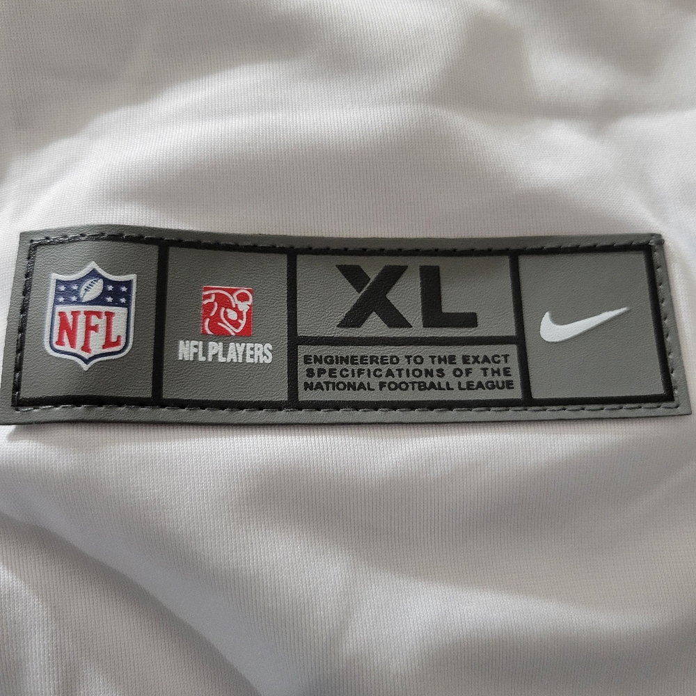 NFL LA Rams Jersey - Picture 6 of 8